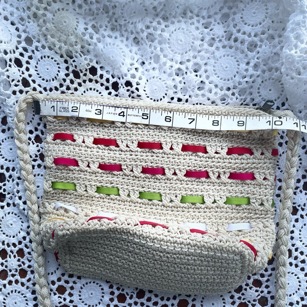 Craft and Barrow macramé crossbody off white with woven colorful summer ribbons - Picture 10 of 11